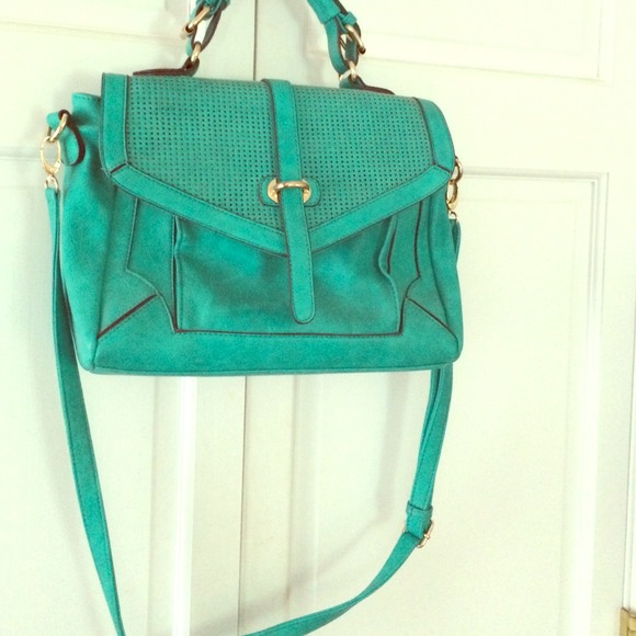 Urban Expressions Handbag!