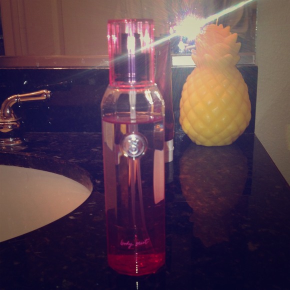 Vs bombshell perfume