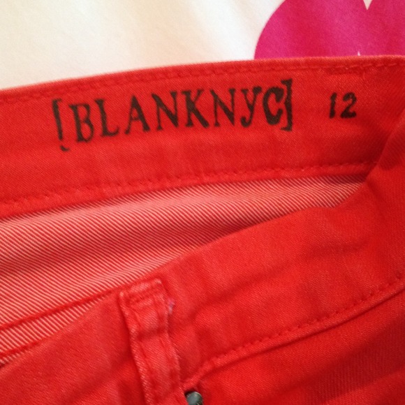 Red jean shorts - Picture 3 of 3