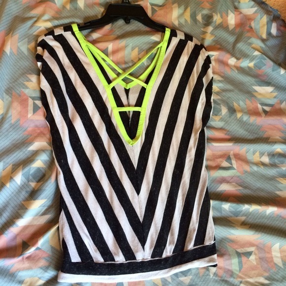 🔥SLANTED STRIPES🔥 - Picture 2 of 3