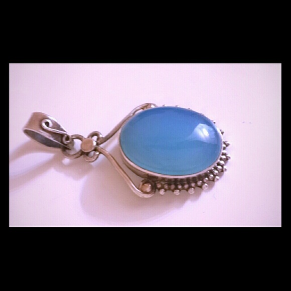 Jewelry - Chalcedonian pendant