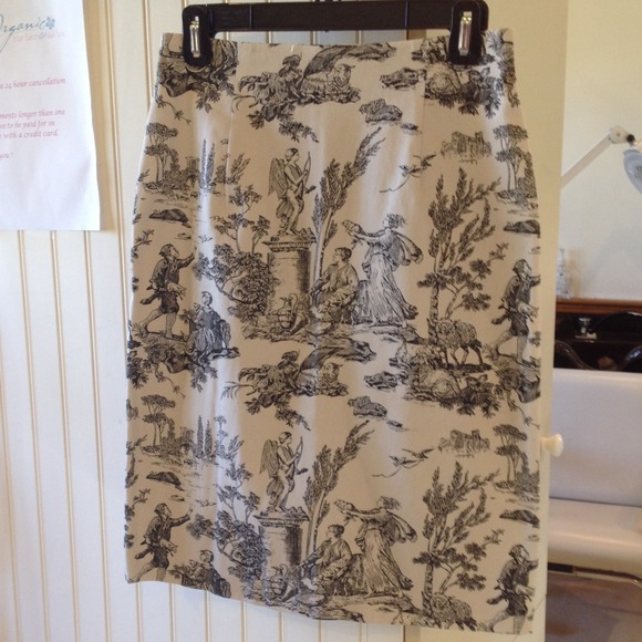 Tan & Black Toile Print Skirt 4