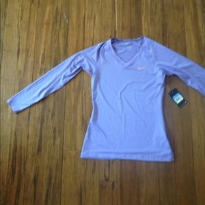 NWT Nike long sleeve tee