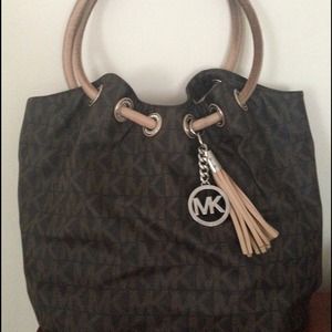 Michael Kors Ring Tote