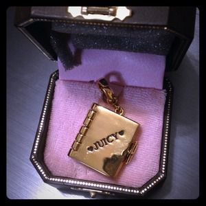 Juicy Couture 2008 Pendant Charm