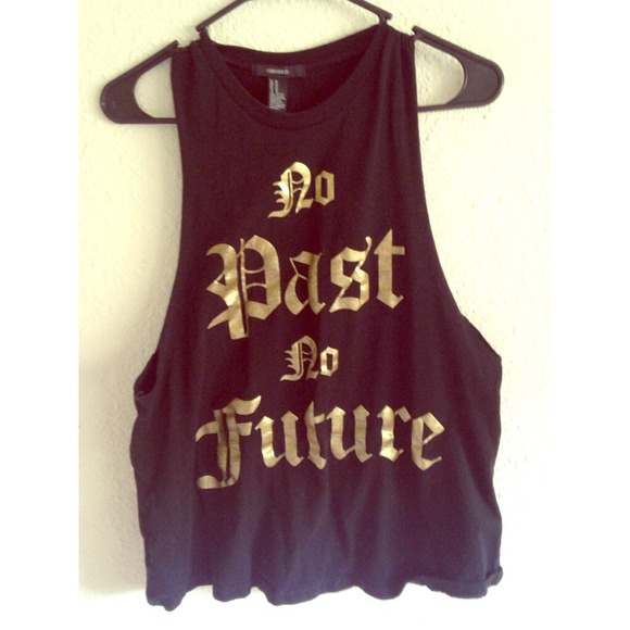 🚫SOLD🚫No past no future tank🌙