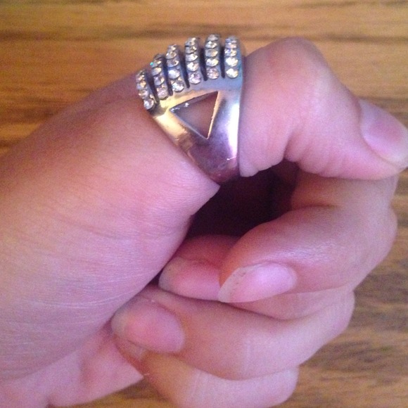 πHOST PICK!! ππRing!! - Picture 2 of 2