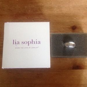SOLD in bundle: Lia Sophia silver ring, size 8