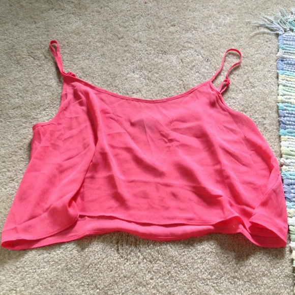 Pink crop top M
