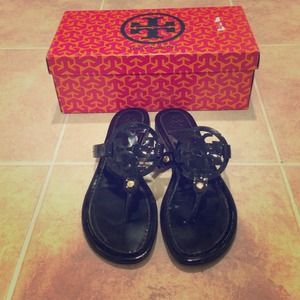 Tory burch patent leather miller sandal black