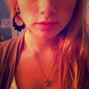 Big black hoop earings! So pretty!