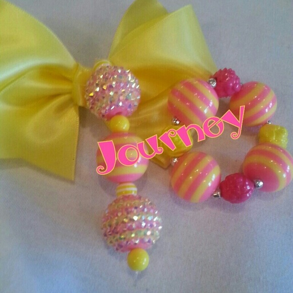 Lil girls bubble gum jewelry