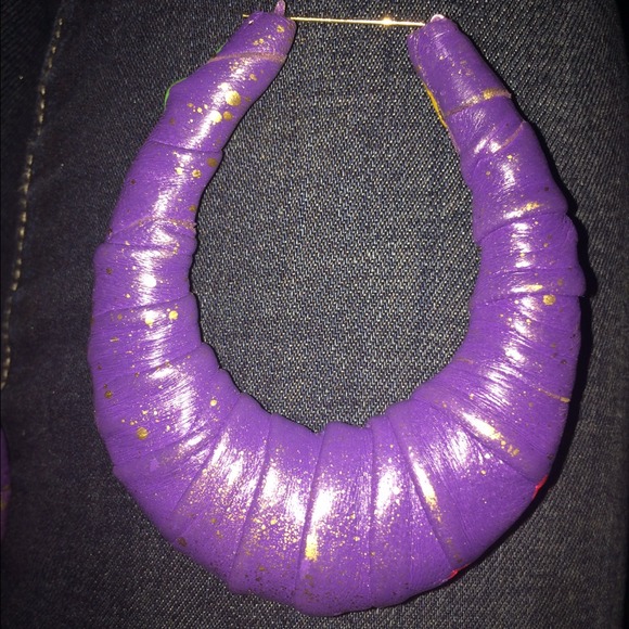 LEATHER EARRINGS - Picture 3 of 4