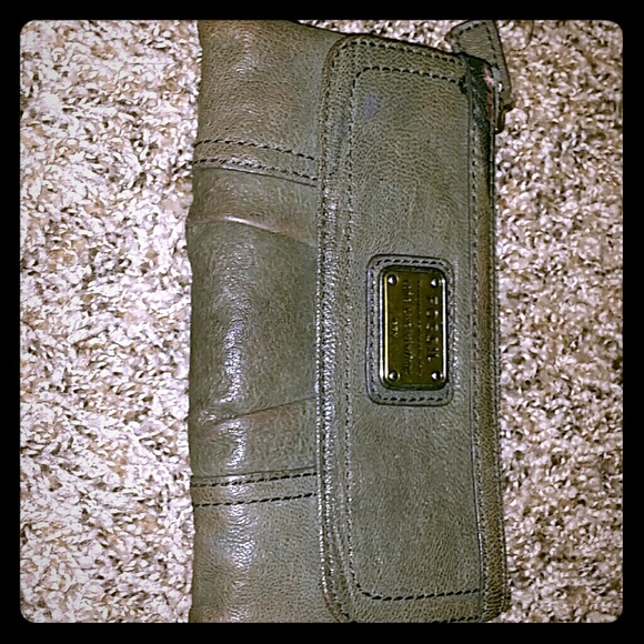 Grey fossil wallet