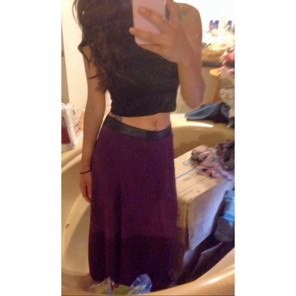 Maxi skirt! NEVER WORN - Picture 2 of 2