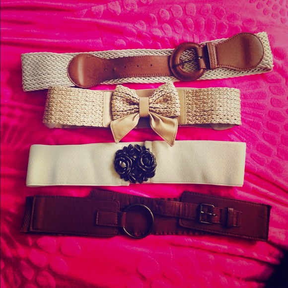 Belts, belts, belts! 💞💜