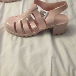 Pink jellies