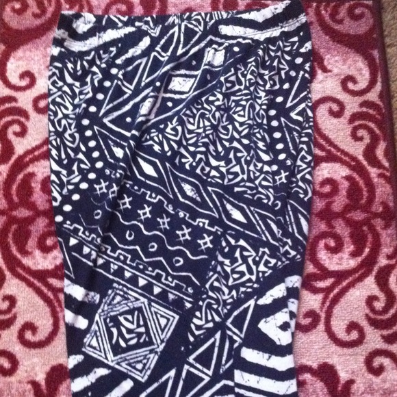 BUNDLED** Maxi Skirt 💎