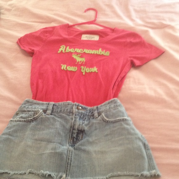 Abercrombie skirt and Tee - Picture 1 of 3