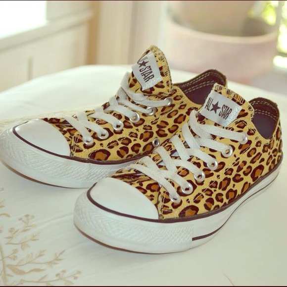 Converse Shoes - Leopard converse