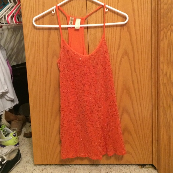 Tank top - Picture 1 of 2