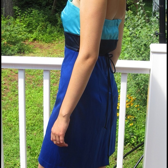 Fancy blue and turquoise dress - Picture 2 of 3