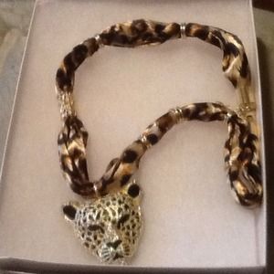 Leopard cheetah necklace
