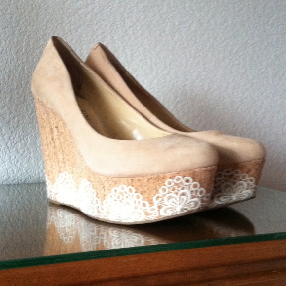 Gianni Bini Shoes - Gianni Bini wedges