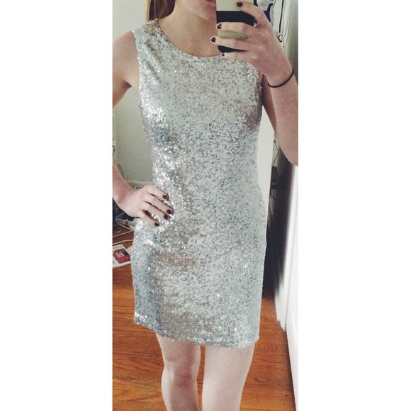 SOLD - Picture 3 of 4