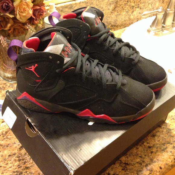 SOLD!!! Air Jordan 7 retro raptors (GS)  size 5.5