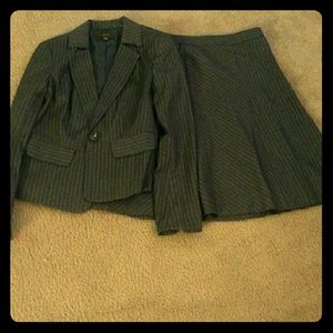 *SOLD ON VINTED* Business Casual Skirt Suit