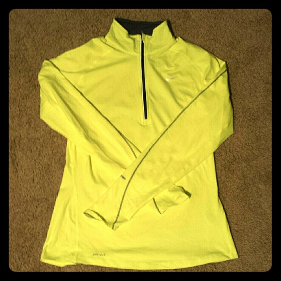 Nike element half zip