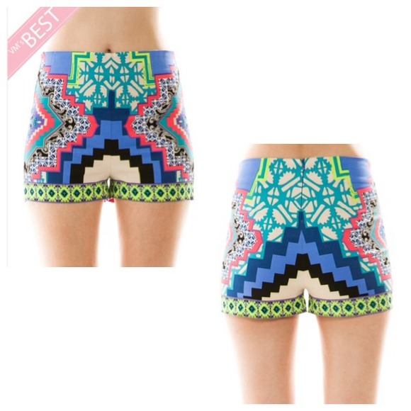 Tribal high waist shorts