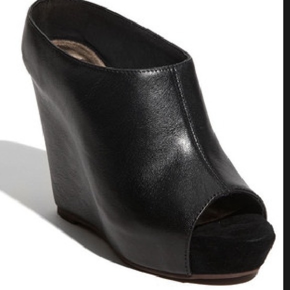 Steve Madden Shoes - Steve Madden Peeptoe Wedge