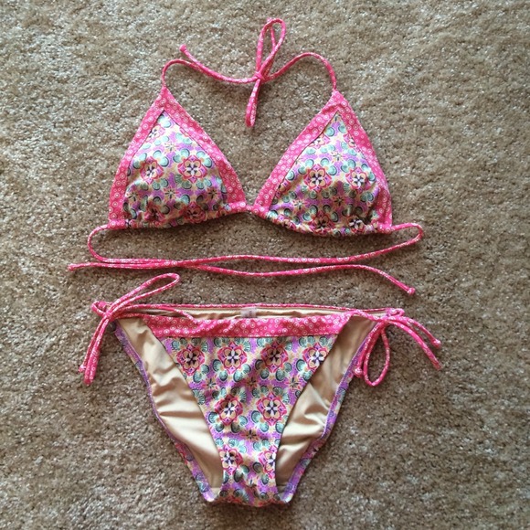 Victoria's Secret Other - ⭐️VS pink/purple floral string bikini