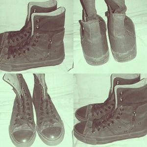 *BIG DISCOUNT* (ONE TIME OFFER) Levis High Tops