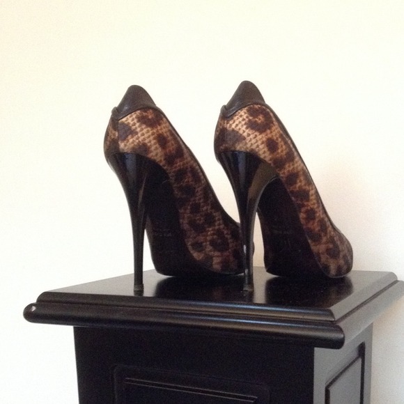 GUISEPPE ZANOTTI Pump - Picture 2 of 3