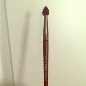 Make Up For Ever sponge applicator brush