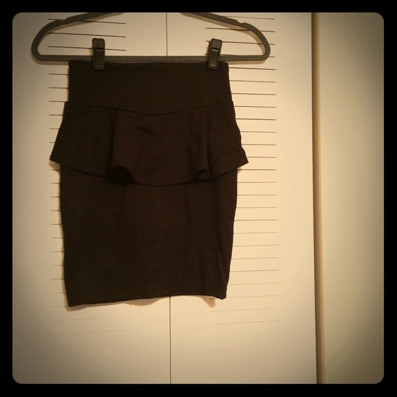 XS peplum skirt