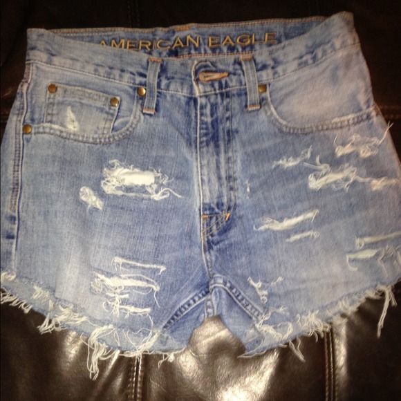 CUSTOM MADE HIGH-WAIST SHORTS - Picture 1 of 2