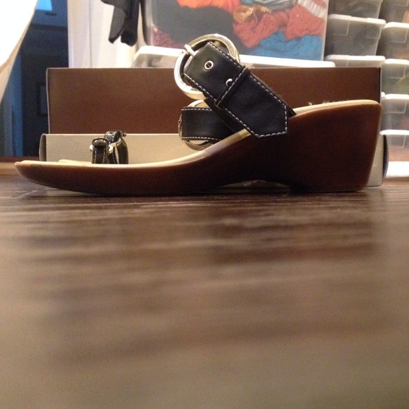 Slip-On Buckle Wedges - Picture 3 of 4