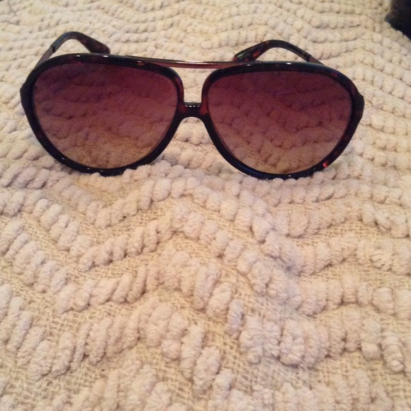 Marc Jacob Aviator Sunglasses