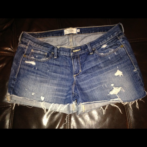 Abercrombie & Fitch Shorts - Picture 1 of 2
