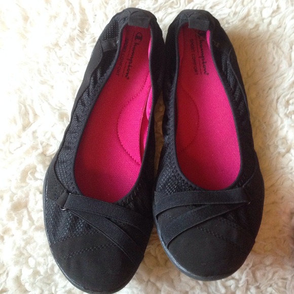 Clack Sporty Flats