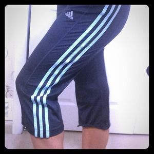 Adidas workout capris size Med