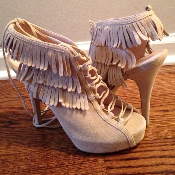 Colin Stuart strappy sandal