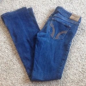 Hollister Boot cut jeans, size 3R