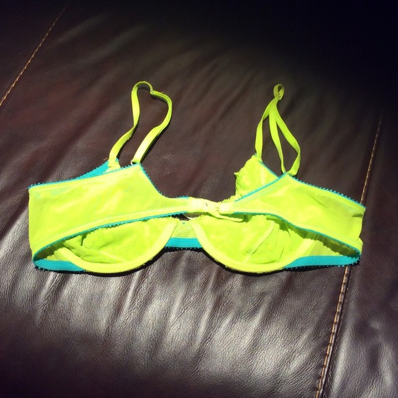 Bra - Picture 2 of 2