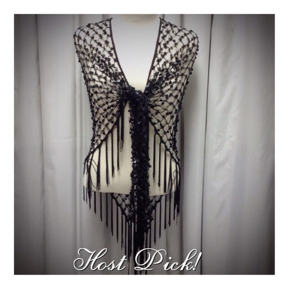 Black Netted Triangle Fringe Scarf