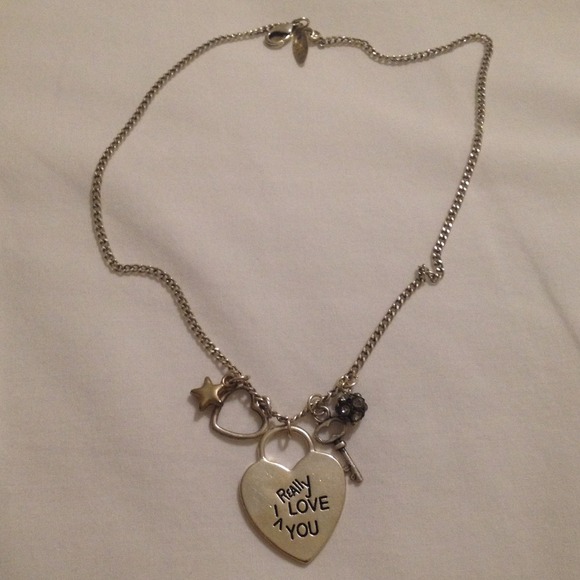 "I love you" necklace